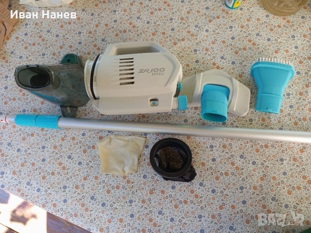 Прахосмукачка за басейн Intex ZR100, снимка 2 - Басейни и аксесоари - 54864129