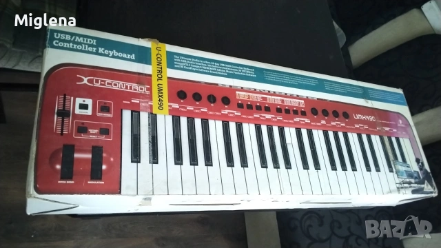 Behringer UMX 490, Midi controller, Миди клавиатура 