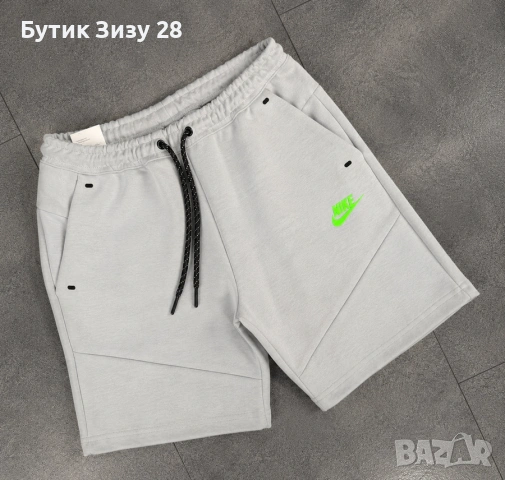 Детски къси панталони Nike Tech Fleece, 10 до 17г, снимка 4 - Детски къси панталони - 54840548