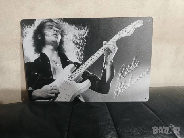 Ritchie Blackmore-метална табела(плакет), снимка 2 - Китари - 54755470