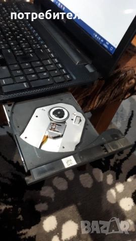 Лаптоп, снимка 4 - Лаптопи за дома - 54004900