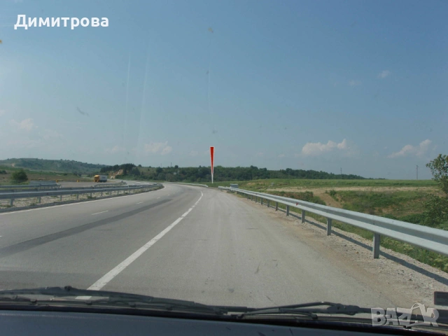 Продавам парцел с лице на магистрала Тракия