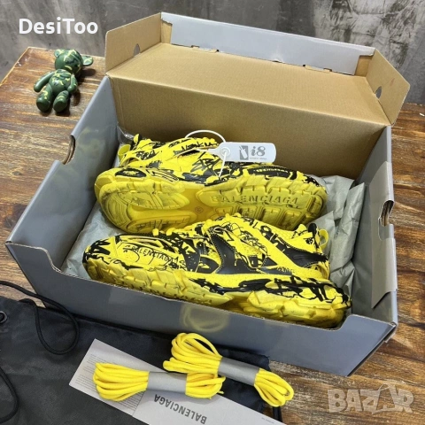 Balenciaga Track Sneaker "Black/Neon Yellow Laces" , снимка 3 - Маратонки - 54358408