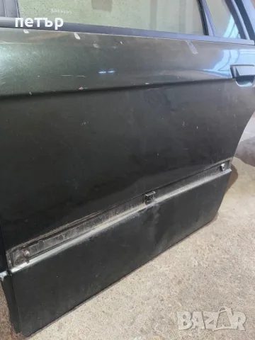 Врати bmw e30 комби/седан, снимка 4 - Части - 55589990