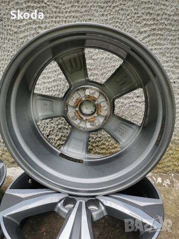 джанти Toyota c hr 17, снимка 8 - Гуми и джанти - 54921164