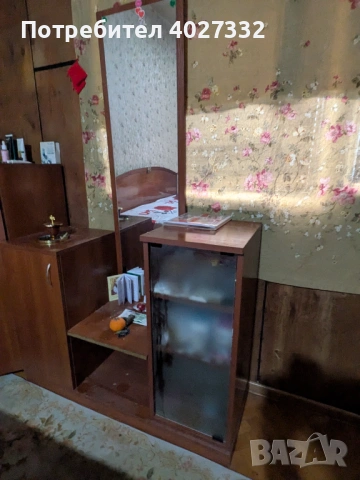 Комплект мебели- три гардероба и четири шкафа, снимка 10 - Шкафове - 54102746