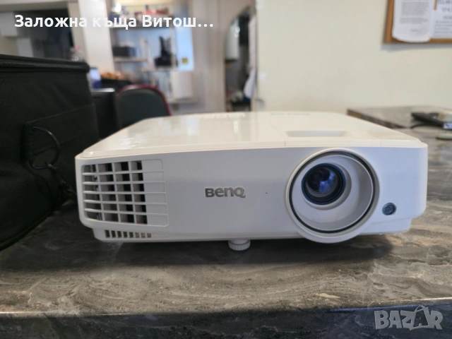 Видеопроектор Benq TW523P , снимка 3 - Плейъри, домашно кино, прожектори - 54345218