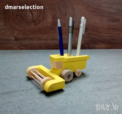 Декоративен дървен комбайн - моливник DMAR 268M3, снимка 2 - Играчки за стая - 54134031