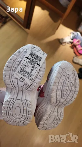 нови маратонки Marks & Spencer, 21.5ти номер, снимка 2 - Детски маратонки - 55481070