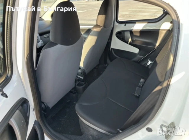 Кола под наем София - Toyota Aygo 2013 - Бензин - Ръчни скорости, снимка 7 - Rent a car - 54041442