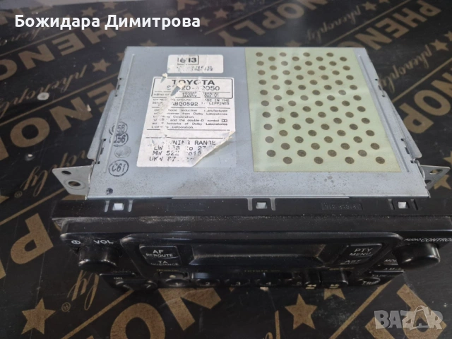 Оригинален касетофон за Toyota , снимка 3 - Радиокасетофони, транзистори - 54102460