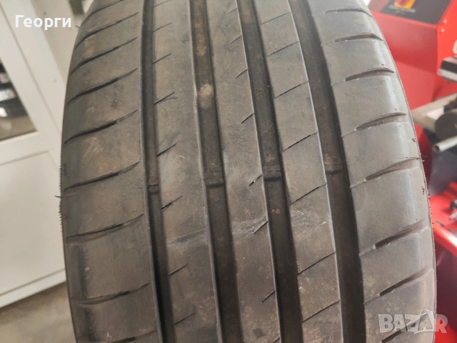 2бр.летни гуми 235/35/19 Sunny