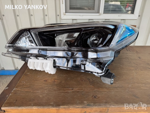 чисто нов фар за Nissan Leaf
