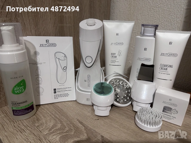 Продавам LR ZEITGARD Pro Cosmetic Device – оригинален комплект в отлично състояние.