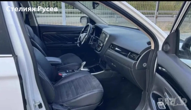  Mitsubishi Outlander 2.4 4WD /  plug in hybrid   - цена 19 500 евро моля БЕЗ бартери / БЕЗ лизинг -, снимка 9 - Автомобили и джипове - 54331548