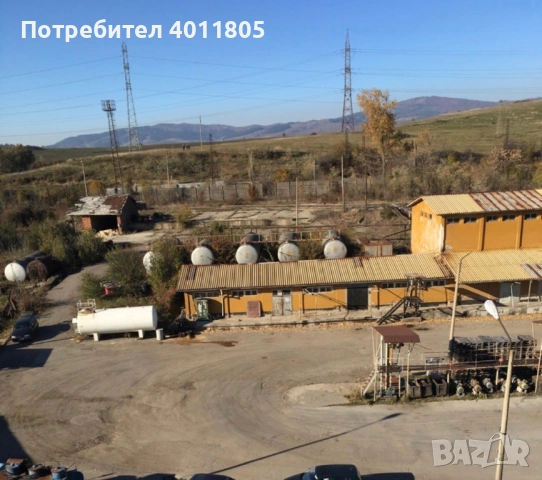 Продавам петролна база с. Драгичево на 15 км от София. , снимка 5 - Складове - 54725234