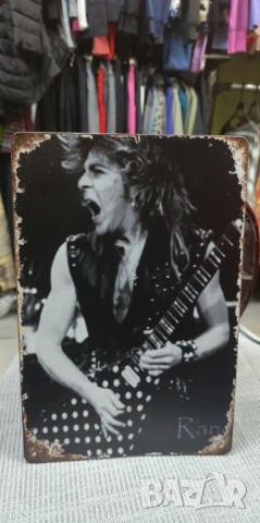 Randy Rhoads-метална табела (плакет), снимка 2 - Китари - 54086079