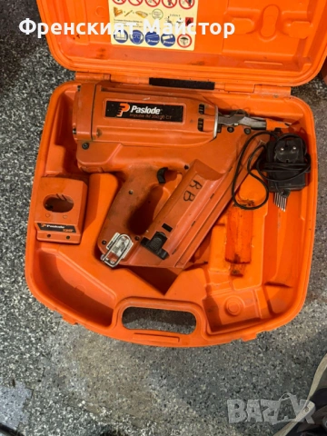 Paslode 350/90 CT пистолет за пирони в дърво от 50 до 90мм покриви