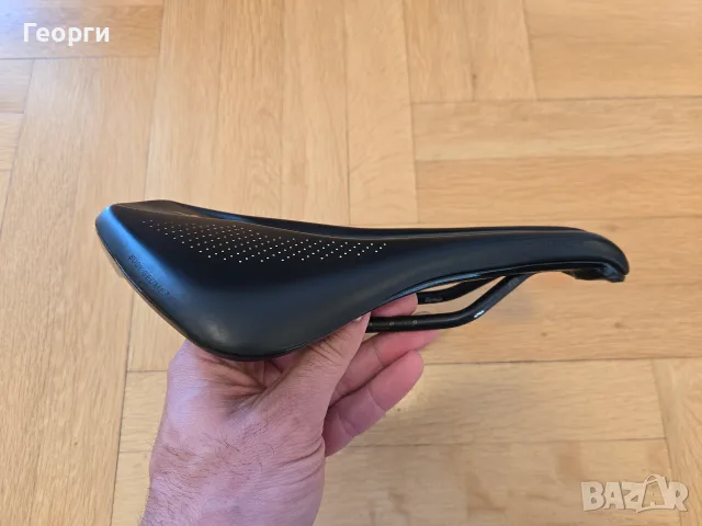 Седалки Specialized + Fizik, снимка 5 - Части за велосипеди - 55334182