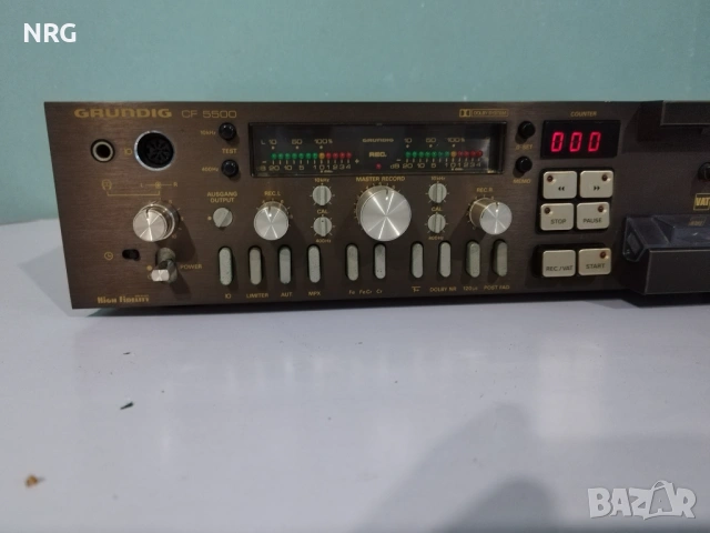 Grundig CF-5500 3-Head Cassette Deck, снимка 8 - Декове - 54402395