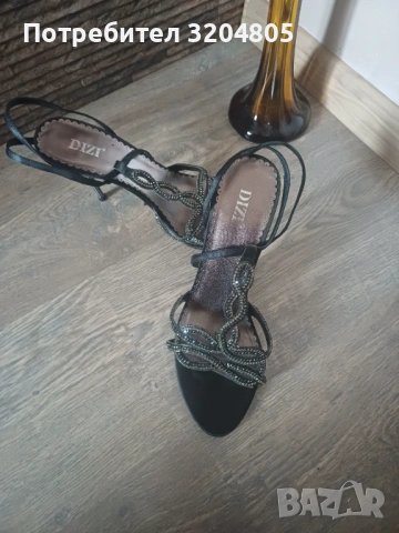 Дамски официални обувки , снимка 2 - Дамски елегантни обувки - 53996652