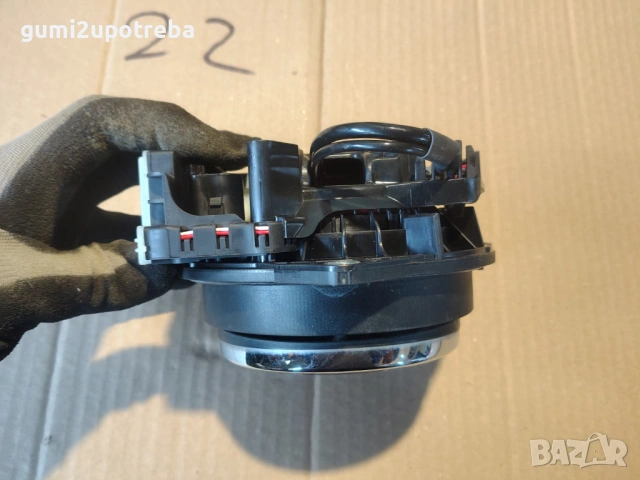 Дръжка Заден Капак Камера Обратно Виждане 3G0827469JB Volkswagen Passat B9 1.5 eTSI 150кс 2024г, снимка 2 - Части - 54881970