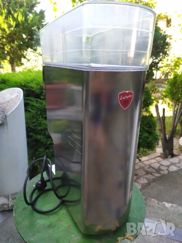 Професионална кафе мелачка Eureka Mythos, снимка 5 - Обзавеждане на кухня - 54165094