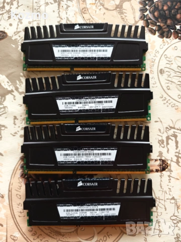 Рам памет Corsair 2x4gb ddr3 за компютър