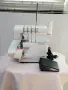 Оверлог SINGER  -105 W, снимка 2