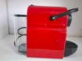 Кафемашина с капсули Nespresso - Inissia Red, C40-EURENE5-S, 19 bar, 0.7 l, Rubi Red, снимка 4