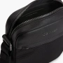 Calvin Klein Оригинална чантичка, снимка 3
