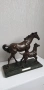 Винтидж скулптура на кон и жребче, снимка 6
