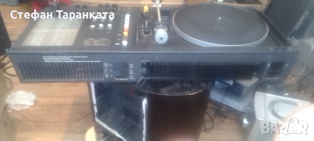 BRAUN-1975 година Грамофон, радио тунер, усилвател в едно , снимка 15 - Грамофони - 54684734