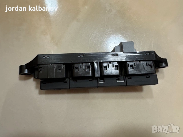 263 Бутони памет на предна лява седалка на Ауди Audi A8 D4 4H само за 20eur. 4H0959769, снимка 3 - Части - 55194830