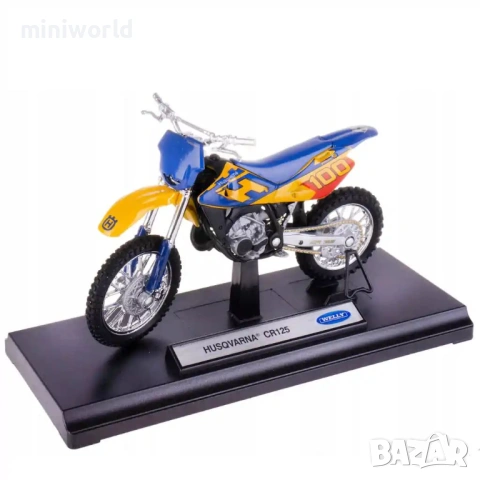 Husqvarna CR125 мотор - мащаб 1:18 на Welly моделът е нов в кутия