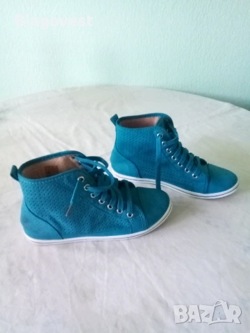 Женски кецове