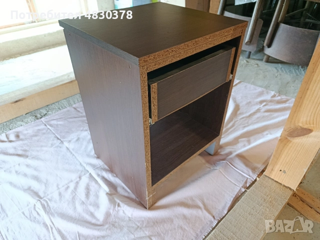Нощно шкафче, снимка 4 - Шкафове - 54582743