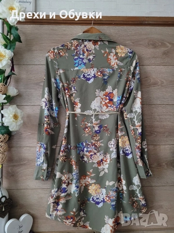 Рокля GUESS , снимка 12 - Рокли - 54096440