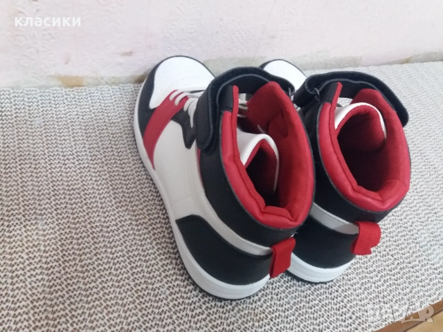 Обувки детски маратонки, снимка 4 - Детски обувки - 54310213