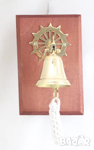 Камбана с котва от плътен месинг, полирана. 