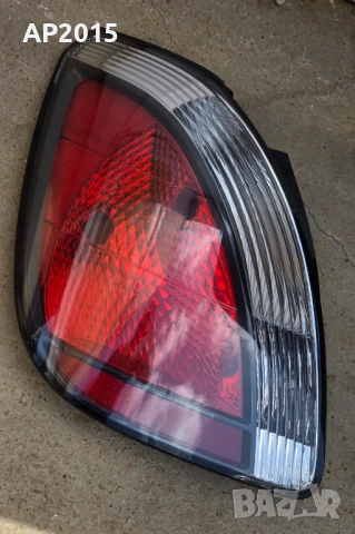 Оригинален Ляв Стоп Kia Rio 2010