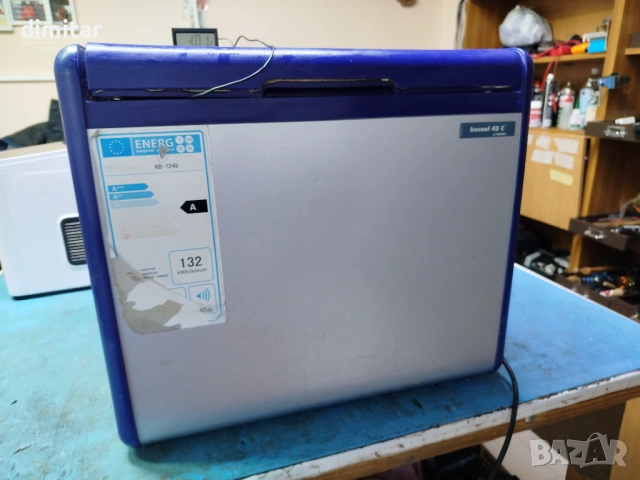 Компресорен хладилник  -фризер TRISTAR -220 V , снимка 2 - Хладилници - 54144550