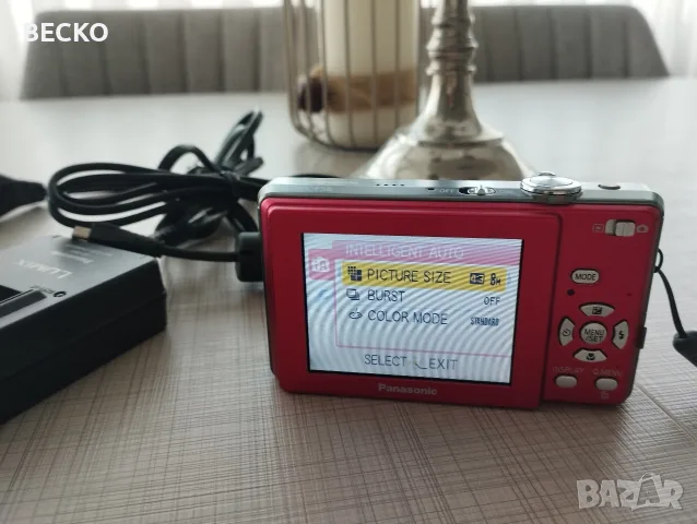 Фотоапарат Panasonic Lumix DMC-FS6, снимка 3 - Фотоапарати - 55340653