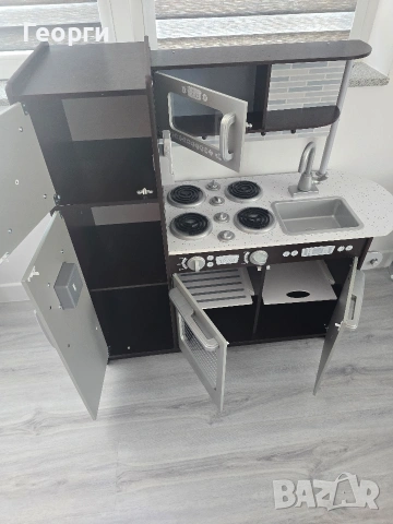 детска кухня Kidskraft, снимка 3 - Играчки за стая - 54999099