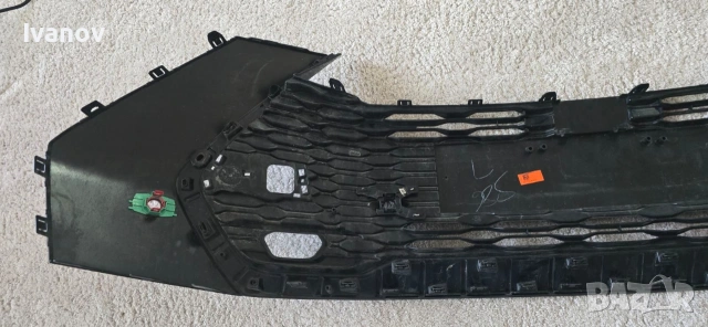 решетка в предната броня за Тойота C-HR , снимка 2 - Части - 54234186