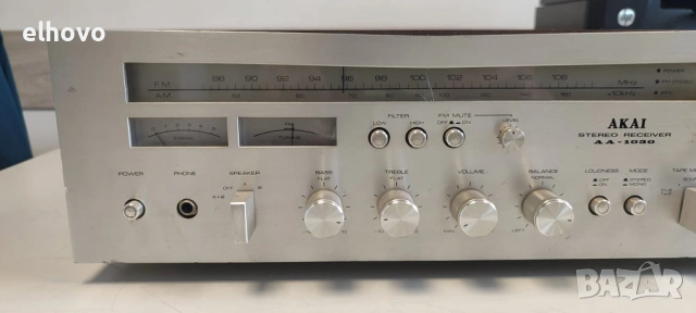 Стерео усилвател Akai AA-1030, снимка 3 - Ресийвъри, усилватели, смесителни пултове - 54923494
