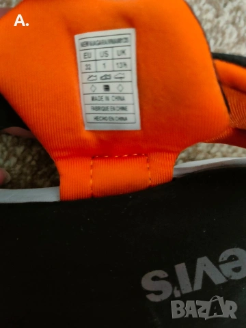 Продавам детски сандали Levi's , снимка 6 - Детски маратонки - 54573468