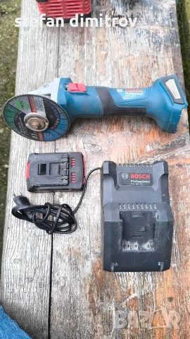 Bosch GWS 18V-7, 12.5 cm, 11000 RPM, 18 V батерия, 1.6 kg, черен/син плуз зарядно и 2 Ah батерия , снимка 4 - Ъглошлайфи - 54652029
