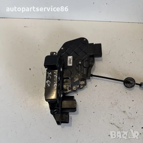 Брава за задна лява врата за Volvo XC60 (2011) 30799331 OEM, снимка 3 - Части - 55656037