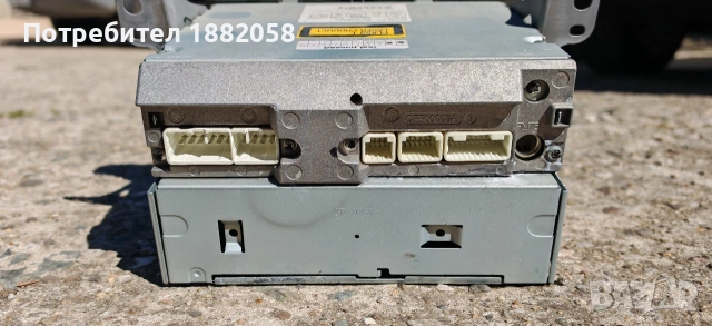 Продавам радио CD панел за управление за Toyota Yaris, снимка 4 - Части - 54404653